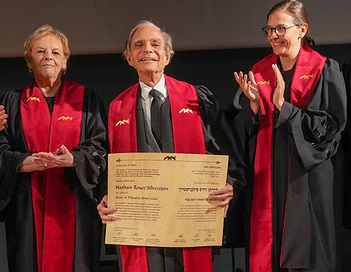 Read more about the article UofH Confers Honorary Doctorate on Nathan Royce Silverstein, US Attorney and Philanthropist